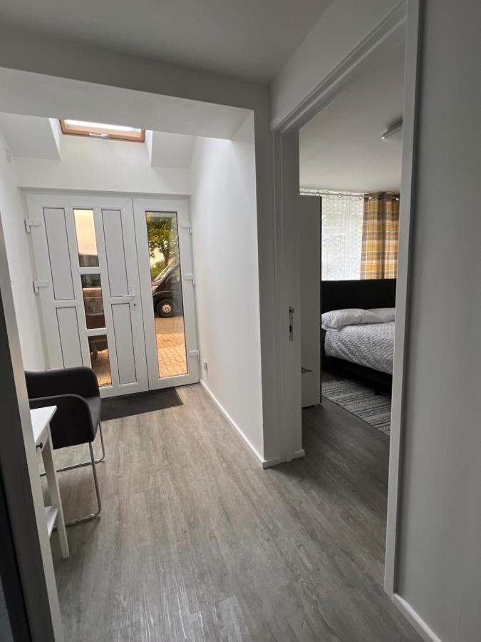 Studio In Private House Near Central Milton Keynes公寓 外观 照片